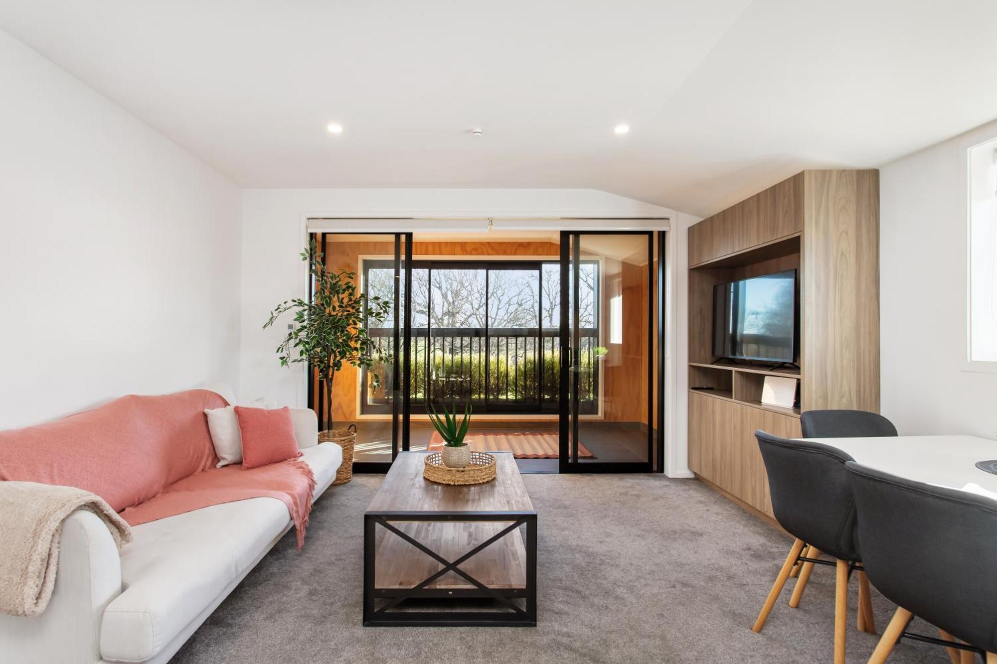 Penthouse Apartment Scenic Views-Spacious 2Br Christchurch Exterior photo